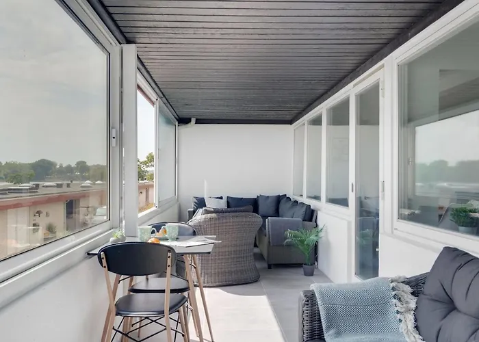 Constance - 50m From The Sea By Interhome *
